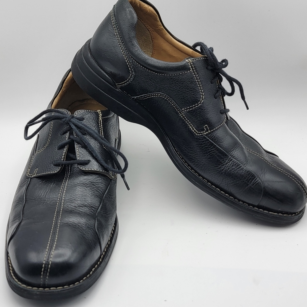 EUC Johnston & Murphey Men's Black Leather Dress Shoes SIZE 10.5 Wide. #1602
